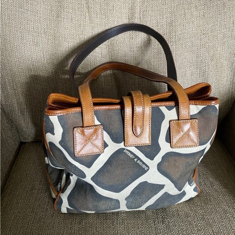 Dooney & Bourke Black, Cream & Tan Giraffe-Print Shoulder Bag - Picture 2 of 15